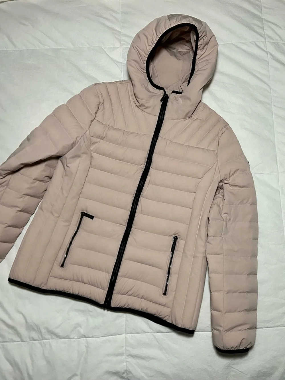 Women’s Hooded Quilted Jacket in Blush